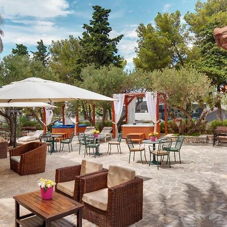 Hotel Villa Adriatica - Adults Only Supetar Exterior foto